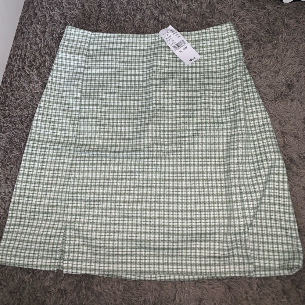Brandy Melville plaid cara skirt